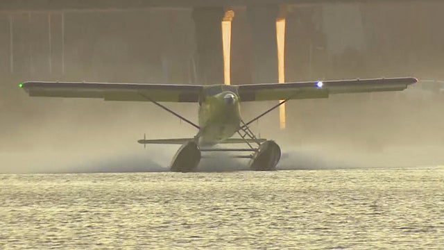 seaplane.jpg 