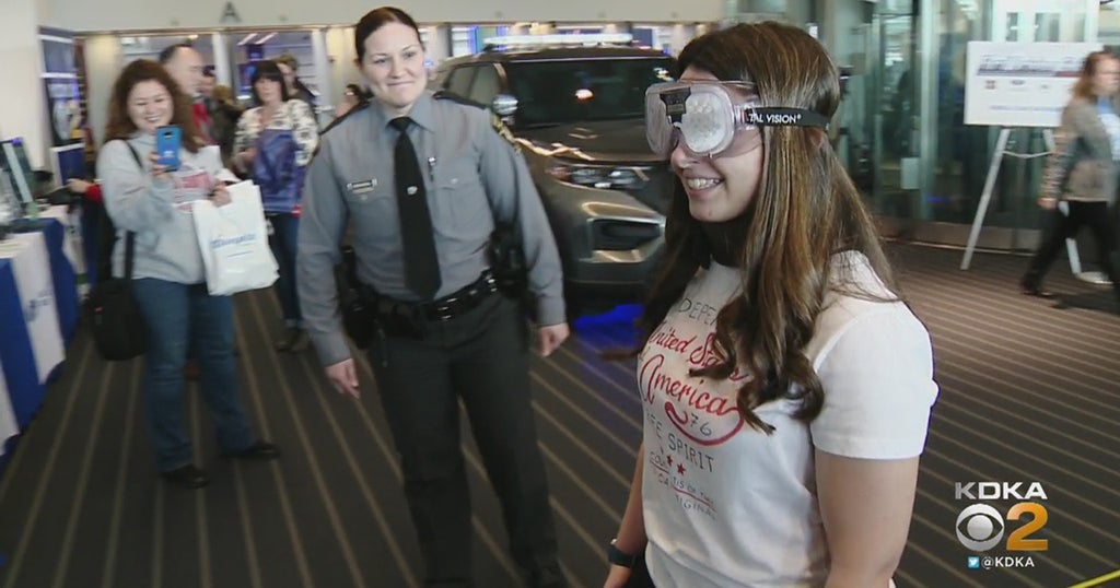 Pittsburgh Auto Show Teaches Young Drivers To Be Safe - CBS Pittsburgh