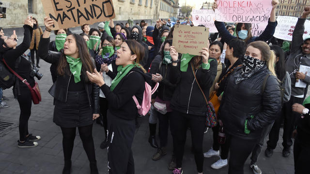 MEXICO-VIOLENCE-WOMEN-PROTEST 