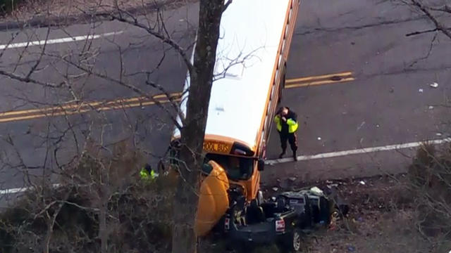 School-Bus-Accident-01.jpg 