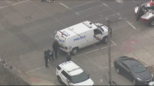 Philadelphia police shooting Kensington 