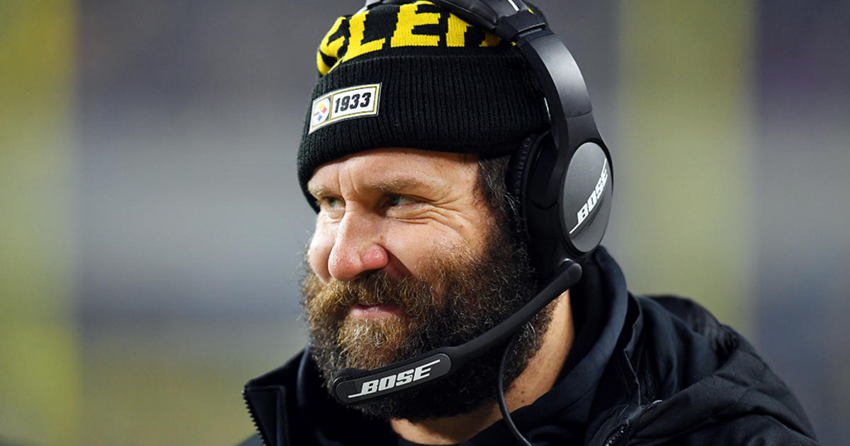 NFL: Ben Roethlisberger throws, so he can cut his beard