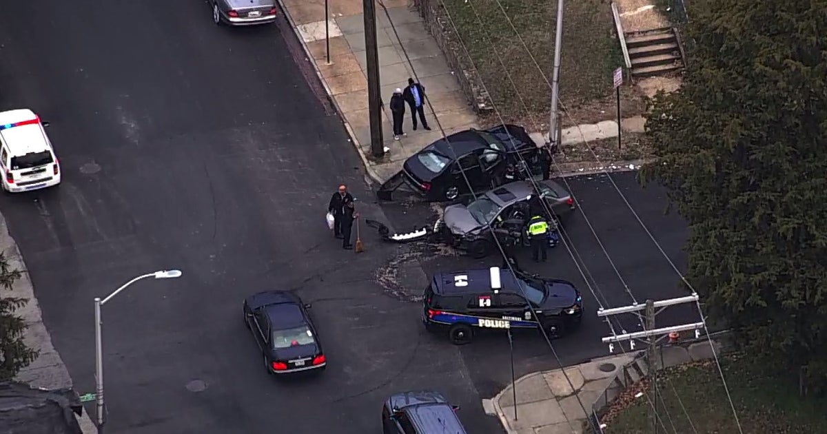 Duo Leads Officers On Pursuit In West Baltimore Before Crashing, Police ...