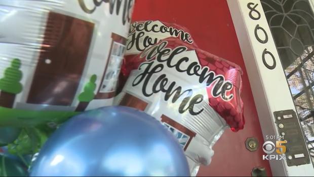 Rescued Palo Alto Couple Welcome Home (CBS) 