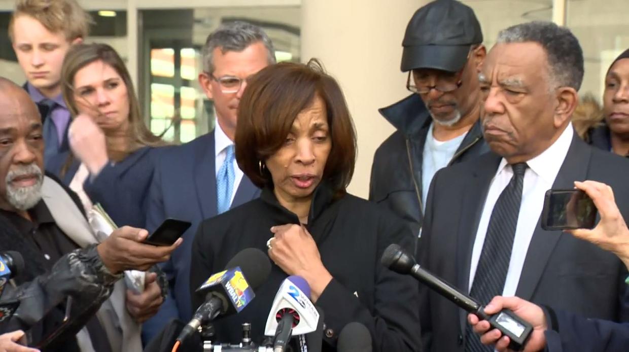 Catherine Pugh Sentenced To 3 Years In Prison In Healthy Holly Scandal Cbs Baltimore 8532