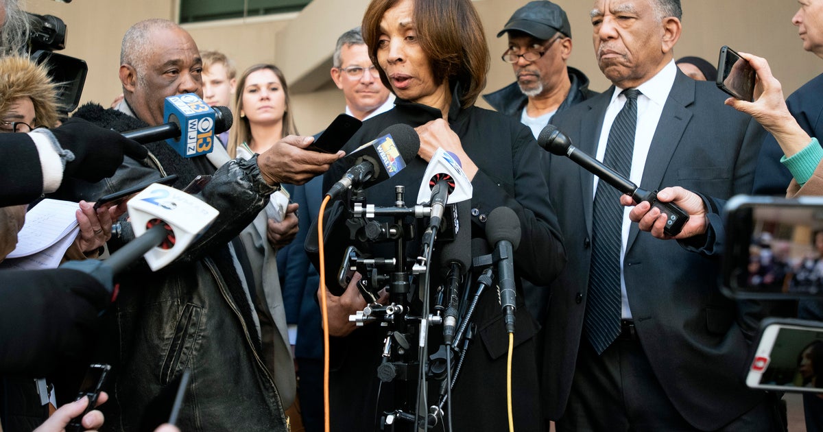 Inside The Case: How Federal Agents Built Their Investigation Into Catherine Pugh's 'Healthy Holly' Book Scandal - Vimarsana News