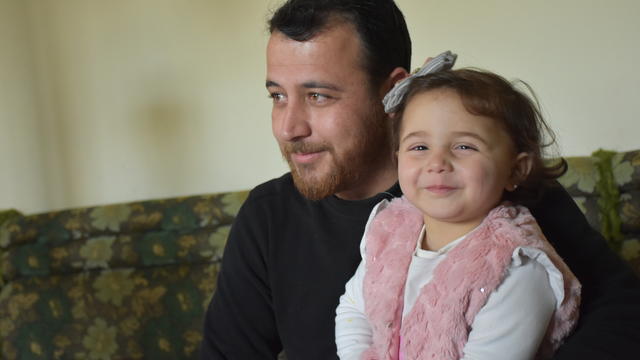 Syrian father hides awful situation from his daughter, reminds movie 'Life is Beautiful' 