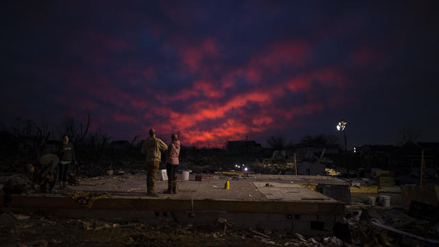 22 Dead As Tornadoes Roar Across Tennessee, Including Nashville 