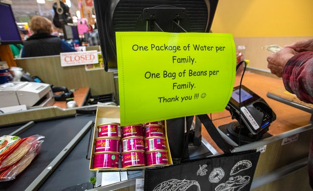 Northgate markets open early for seniors and those with disability amid coronavirus buying 