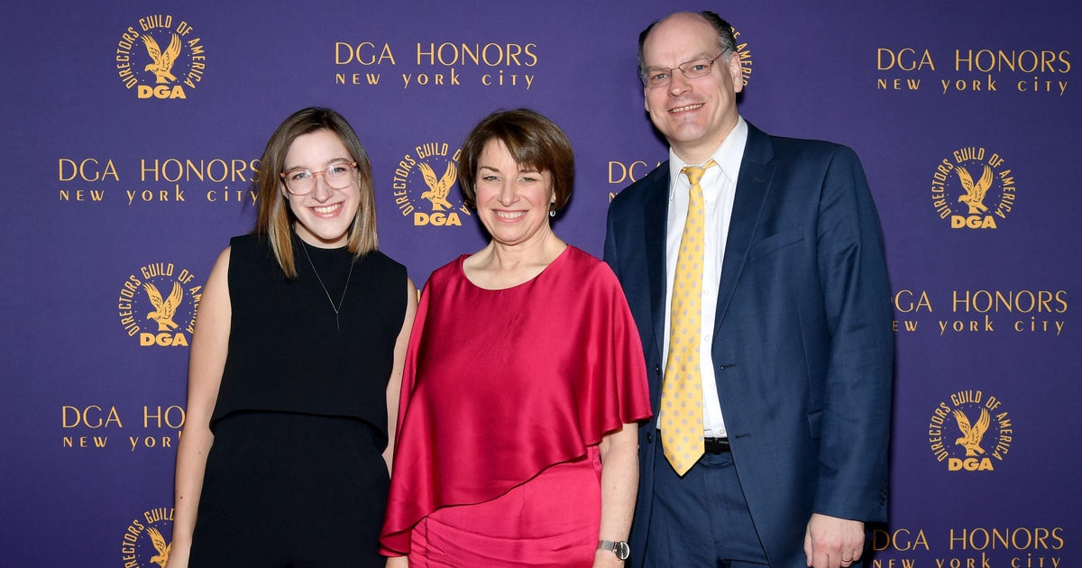 Minnesota Senator Amy Klobuchar's husband has coronavirus CBS News(00)