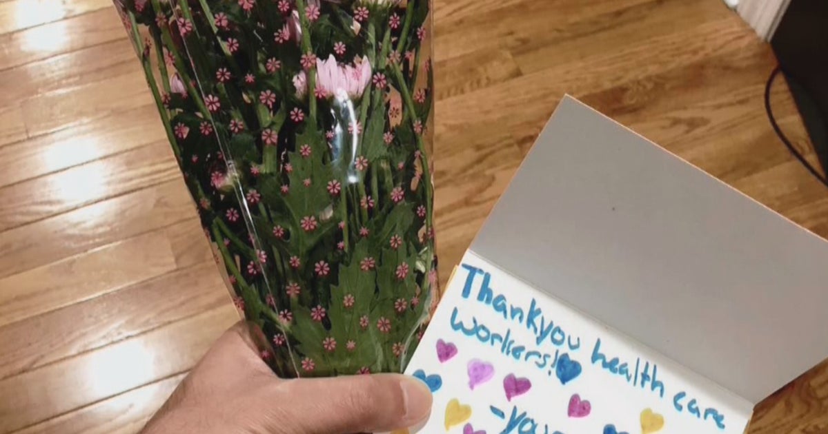 Coronavirus In New Jersey Bouquet Bandit Spreading Kindness To Health