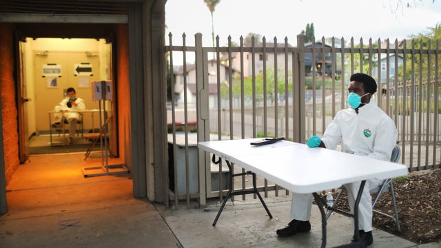 corona-La-homeless.jpg 