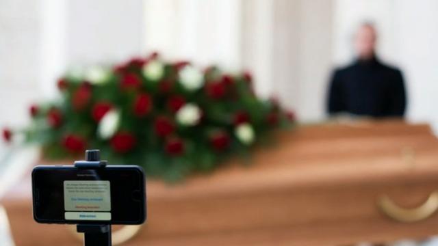 cbsn-fusion-coronavirus-death-toll-straining-funeral-homes-thumbnail-467024-640x360.jpg 