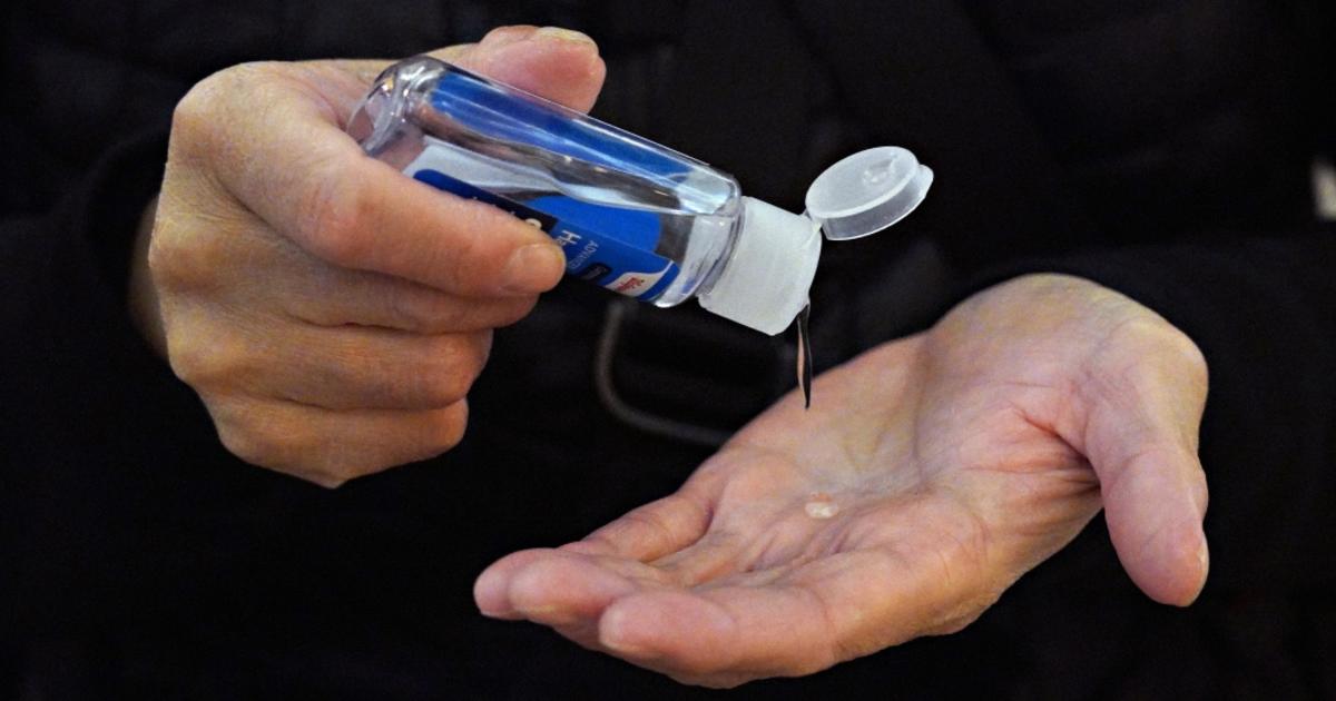 People Are Drinking Hand Sanitizer And Dying Cdc Says Cbs Pittsburgh