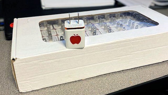 PIT-Apple762H-022420.jpg 
