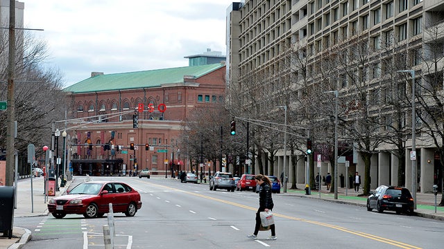 mass-ave-traffic-coronavirus.jpg 