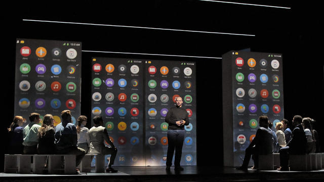 R-evolution-of-steve-jobs-sf-opera.jpg 