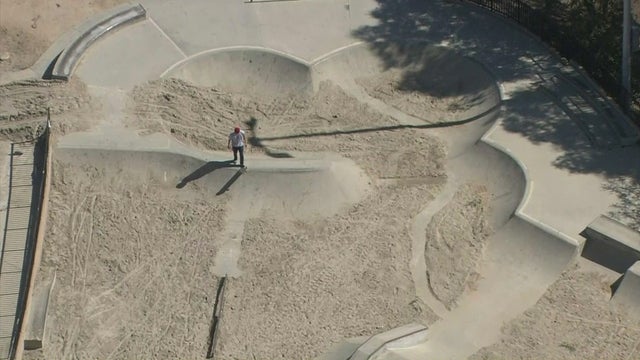 skatepark-filled-with-sand.jpg 