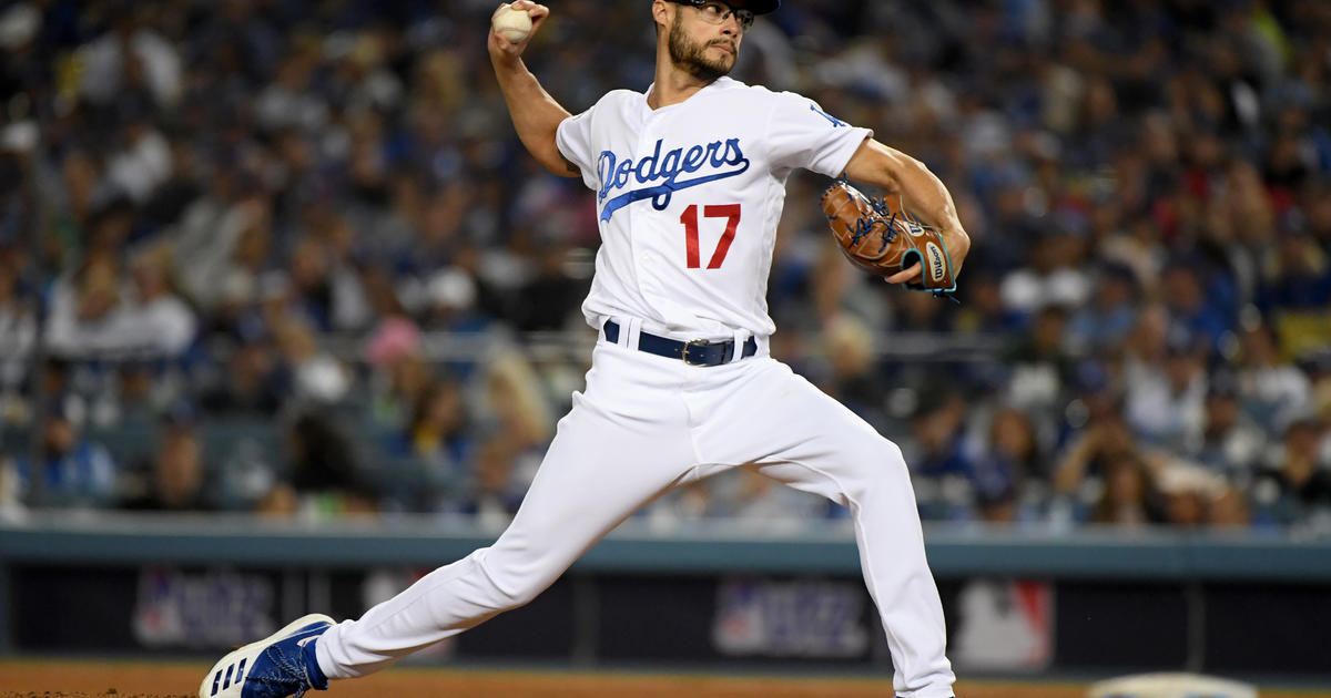 Dodgers Injury Update: Joe Kelly Throwing Bullpen Session 