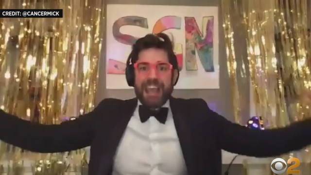 J-Krasinski-prom-CancerMick.png 