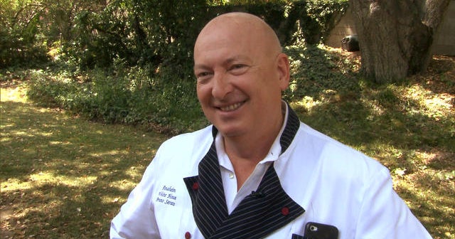 A restaurant owner’s full-hearted charity - CBS News