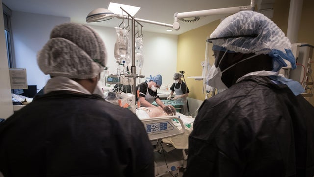 FRANCE-HEALTH-VIRUS-LARIBOISIERE 