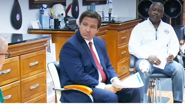 desantis_salon.jpg 