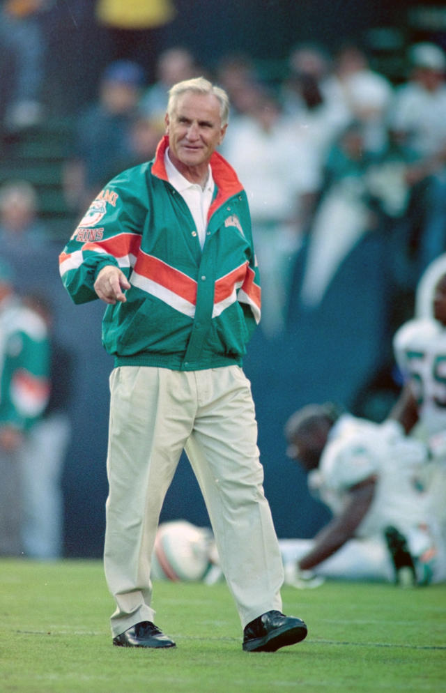 Miami Dolphins coach Don Shula is congratulated at the finish of the  perfect season on Dec. 16, 1972 against the Baltimore Colts. (Photo by  Miami Herald file photo/TNS/Sipa USA Stock Photo 