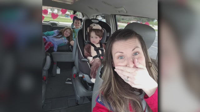 Minivan-Mom.jpg 