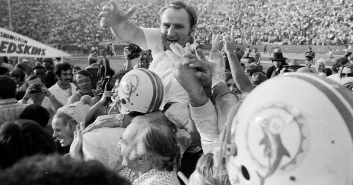 526 Don Shula Photos Stock Photos, High-Res Pictures, and Images - Getty  Images