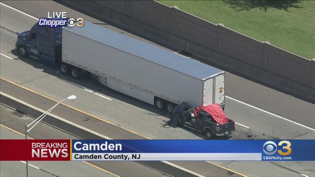 i-676-tractor-trailer-accident.jpg 