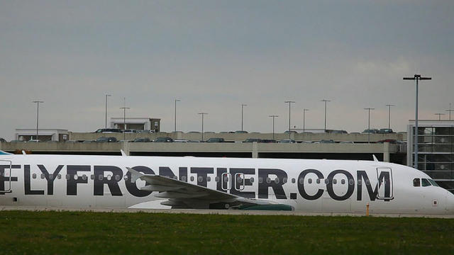 0508-cbsn-frontierairscreening-481481-640x360.jpg 
