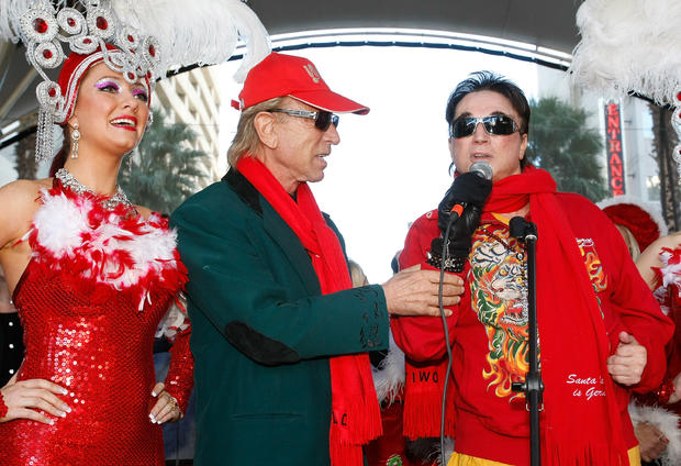 Siegfried &amp; Roy Present The Fourth Annual Las Vegas Great Santa Run 