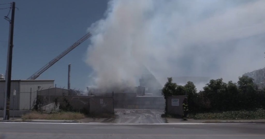 Fire At San Jose Recycling Center Burns 20 Tons Of Paper Product - CBS ...