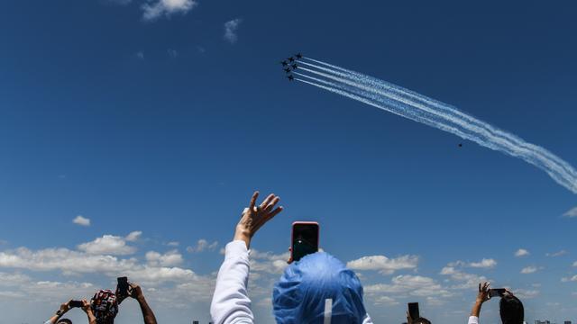 Miami — Navy Blue Angels — Air Force Thunderbirds 