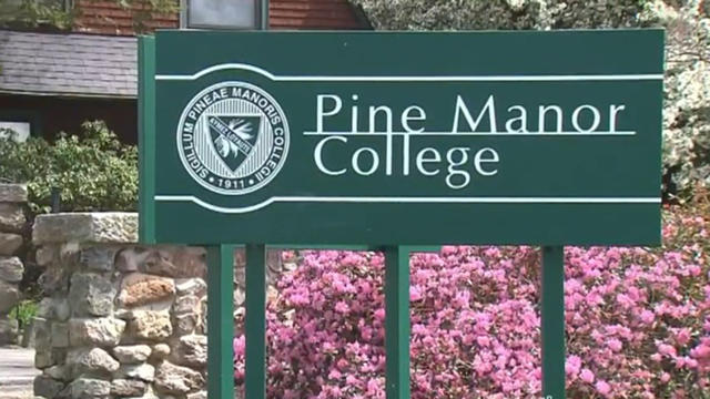 pine-manor-college.jpg 