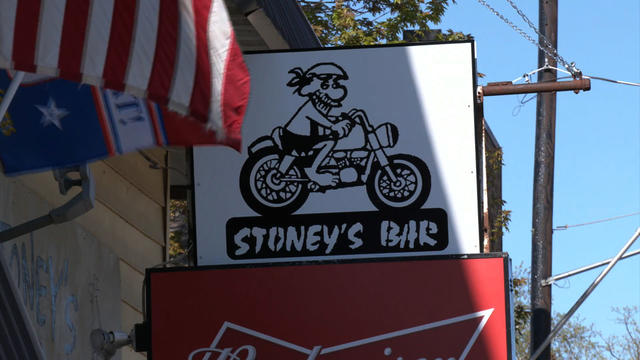 Stoneys-Bar.jpg 