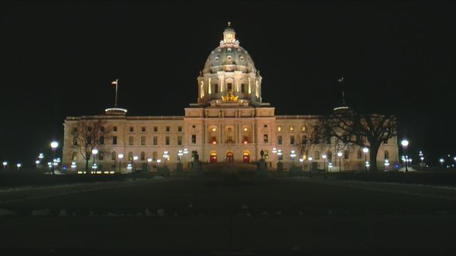 Minnesota-State-Capitol-At-Night.jpg 