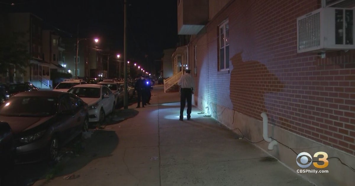 Police Searching For 2 Suspects In Shooting That Critically Injured Man ...