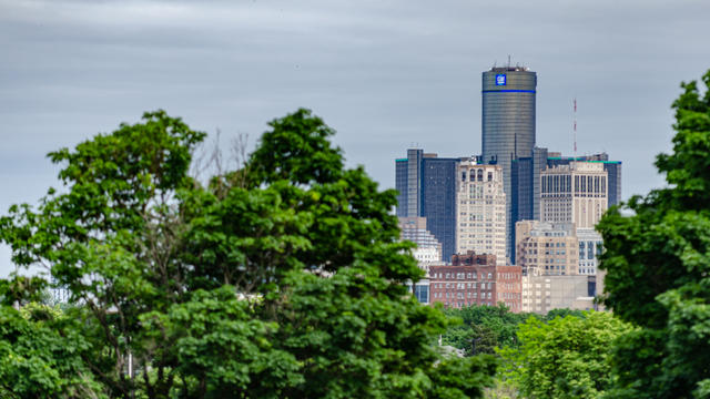 CForbes_Detroit_RenCenSkyline-7161.jpg 