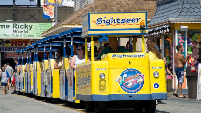 Wildwood20Boardwalk20Tram20Car.jpg 