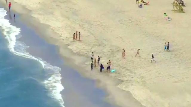 cbsn-fusion-as-warmer-weather-begins-american-beaches-prepare-for-surge-amid-covid-19-thumbnail-488714-640x360.jpg 