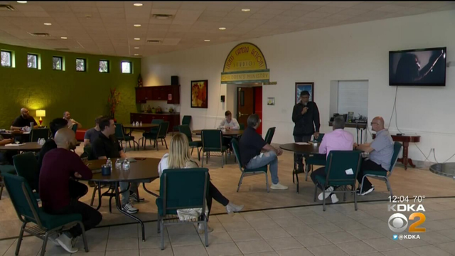 pastor-meeting.png 