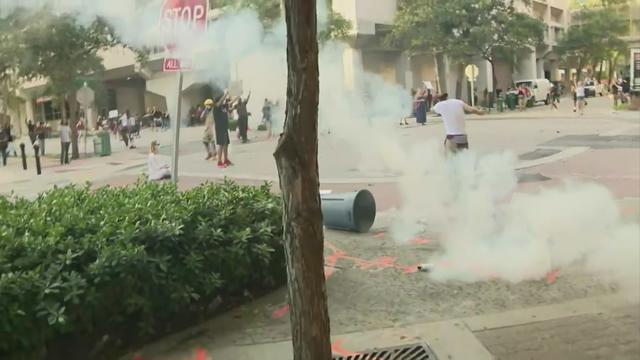Fort-Lauderdale-Protest-Tear-Gas.jpg 