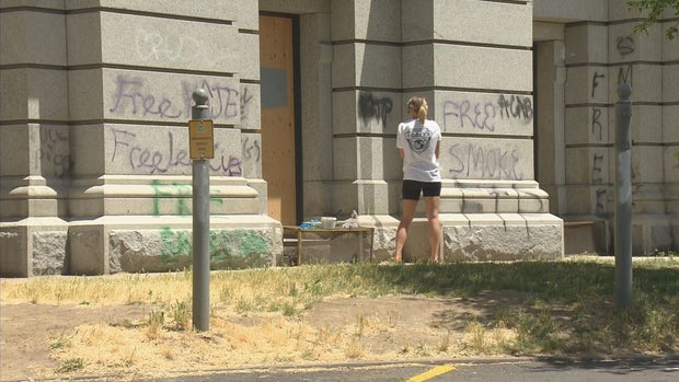 CAPITOL DAMAGE 6PKG.transfer_frame_521 