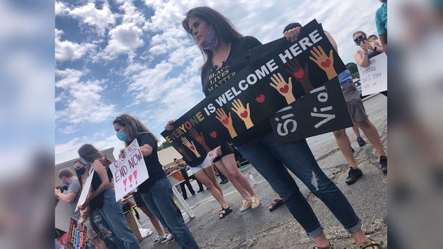 jefferson-hills-protest-1.jpg 