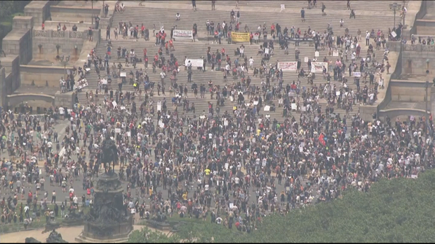 lns-Philly-March-Justice-for-GF-Chopper-Footage-6-6-20_frame_5848.png 