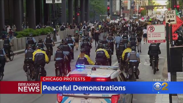 Chicago-Police-At-Protests.jpg 