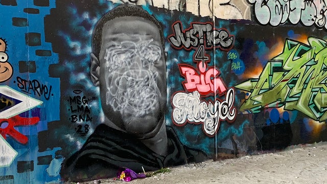 mural.jpg 