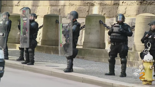 riot-gear.png 